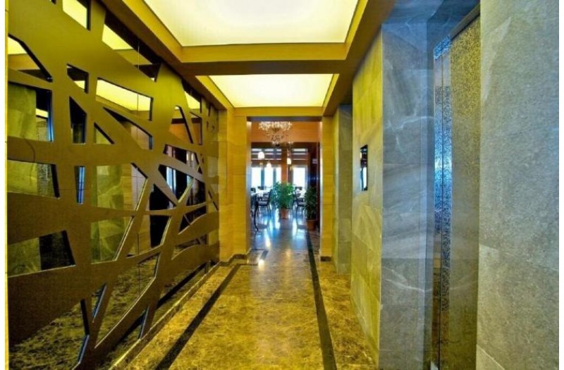 Готель Monaco Hotel, 3★