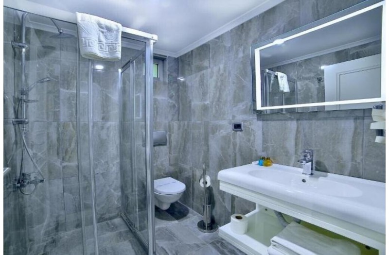 Готель Monaco Hotel, 3★
