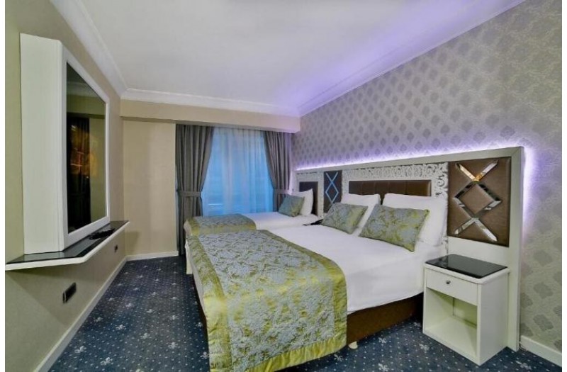 Готель Monaco Hotel, 3★