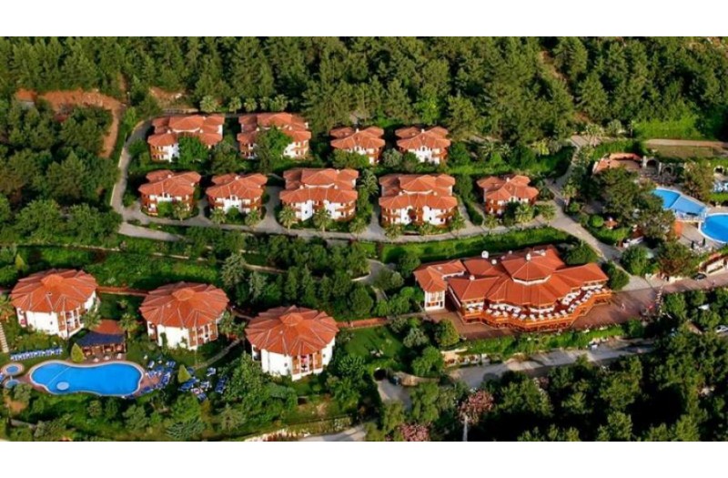 Готель Montana Pine Resort, 4★