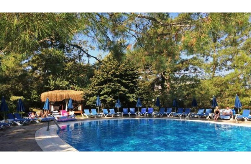 Готель Montana Pine Resort, 4★