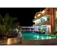 Готель Montefila Hotel Small, 4★