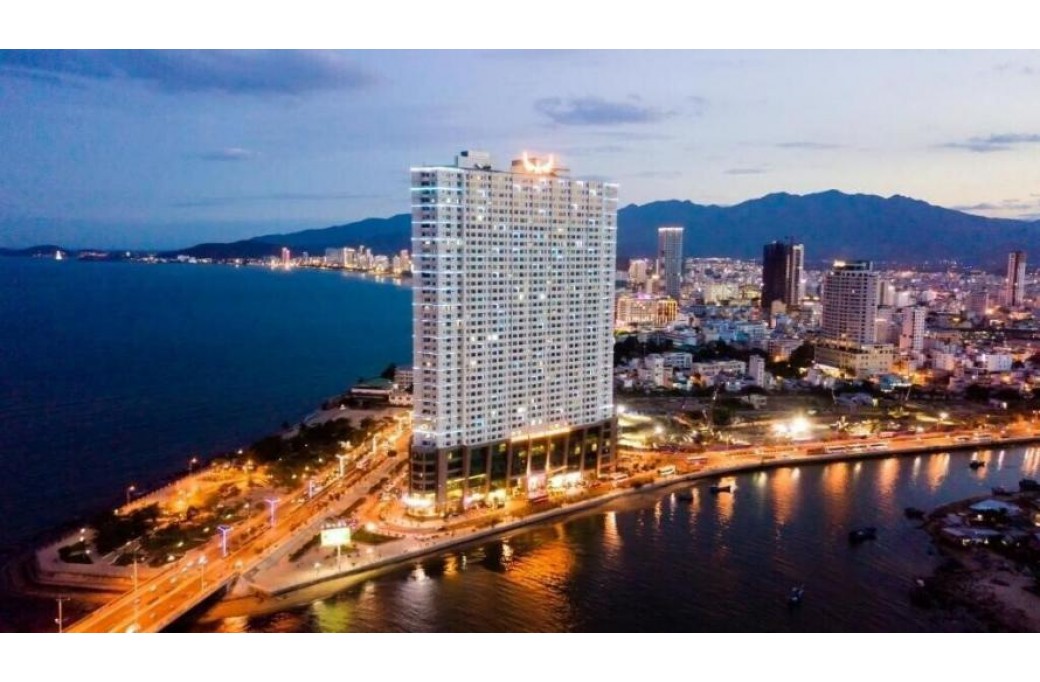 Готель Muong Thanh Luxury Khanh Hoa Hotel, 5★ Готель Muong Thanh Luxury Khanh Hoa Hotel, 5★