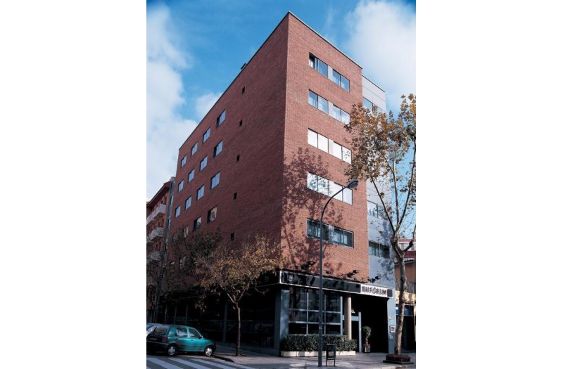 Готель NH Barcelona Entenza (ex. NH Sants Center NH Forum), 3★ Готель NH Barcelona Entenza (ex. NH Sants Center NH Forum), 3★