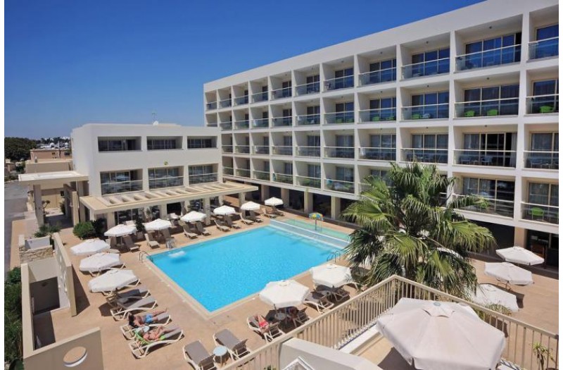 Готель Nelia Gardens, 3★ Готель Nelia Gardens, 3★