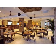 Готель Nelia Gardens, 3★