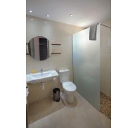 Готель Nelia Gardens, 3★