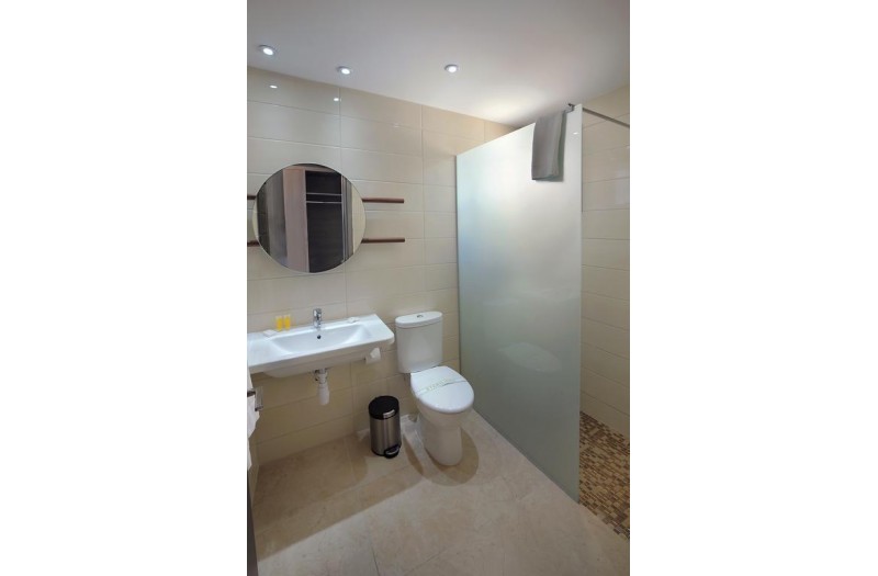 Готель Nelia Gardens, 3★ Готель Nelia Gardens, 3★