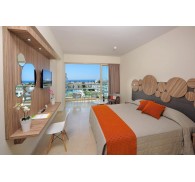 Готель Nelia Gardens, 3★