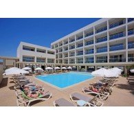 Готель Nelia Gardens, 3★