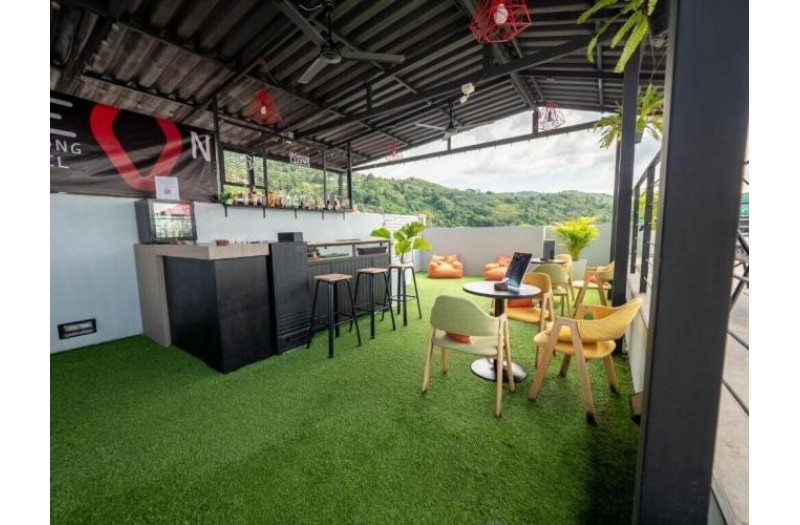 Готель Neon Patong Hotel, 4★ Готель Neon Patong Hotel, 4★