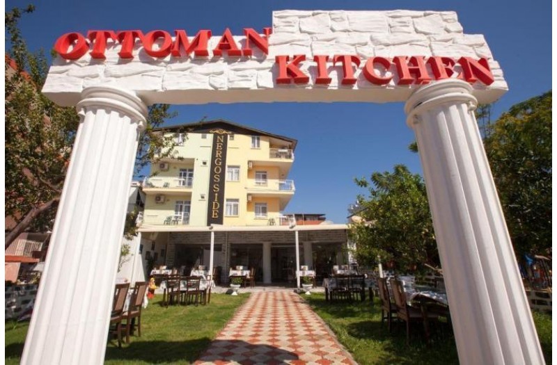 Готель Nergos Side Hotel, 3★