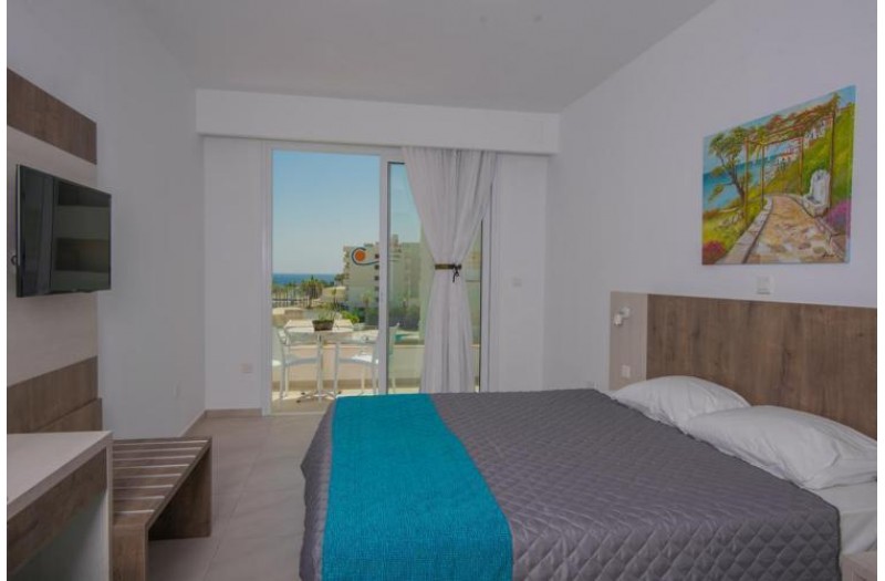 Готель New Famagusta, 3★