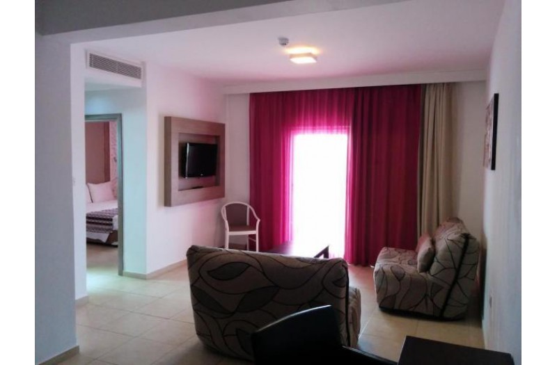 Готель New Famagusta, 3★