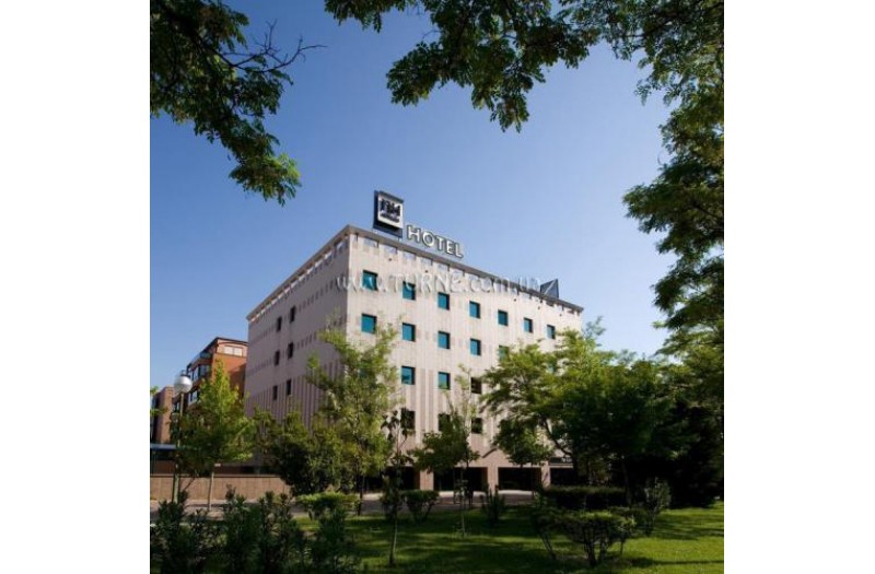 Готель Nh Barajas, 3★
