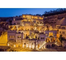 Готель Nino Cave Suites, 4★