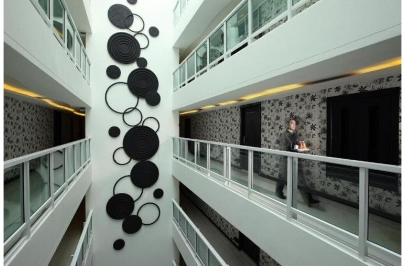Готель Nova Suites, 5★