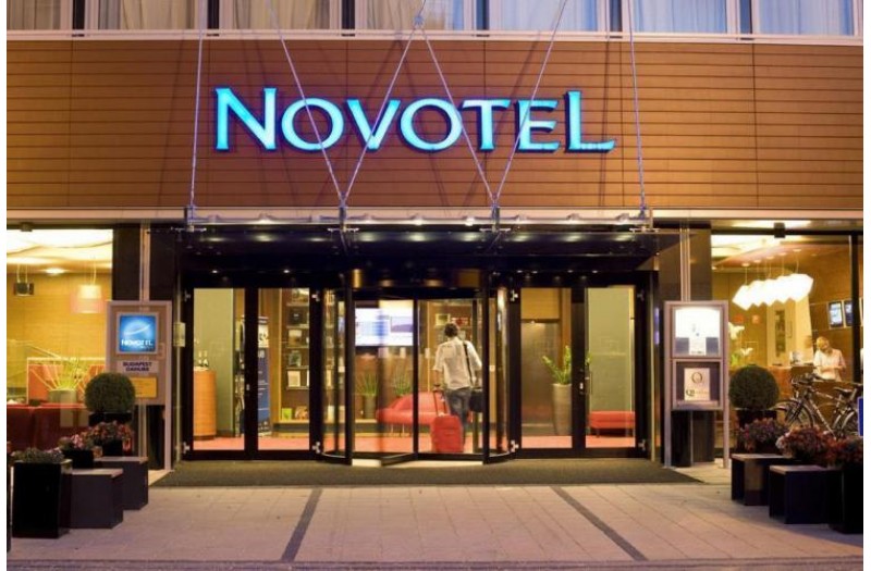 Готель Novotel Danube, 4★ Готель Novotel Danube, 4★
