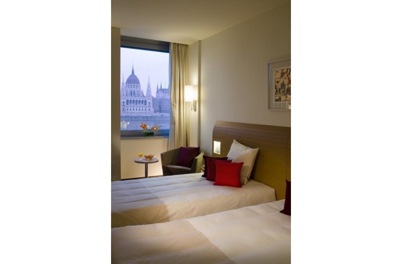 Готель Novotel Danube, 4★ Готель Novotel Danube, 4★
