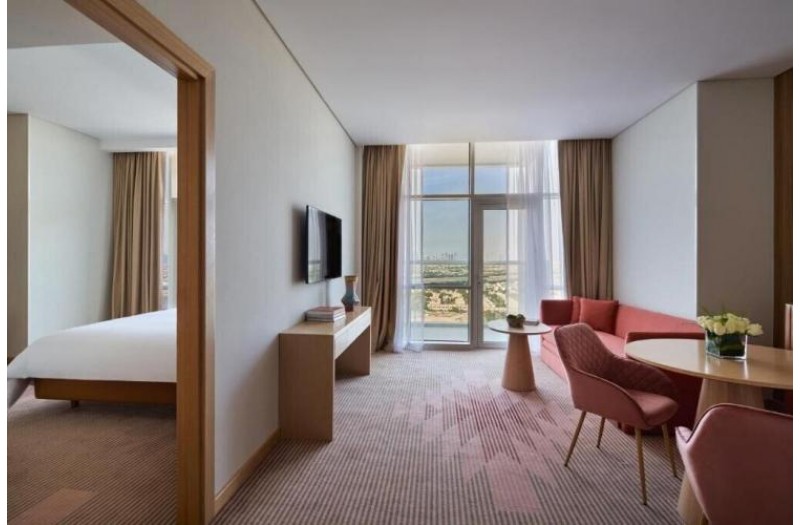 Готель Novotel Jumeirah Village Triangle, 4★