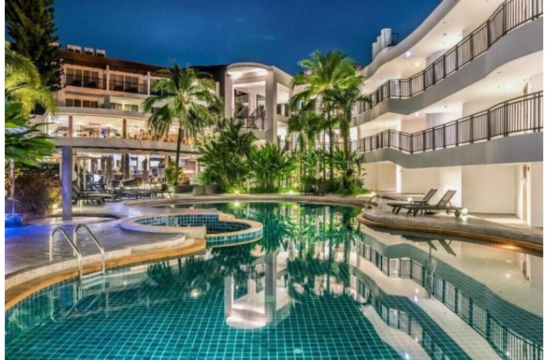 Готель Novotel Phuket Karon Resort & Spa, 4★