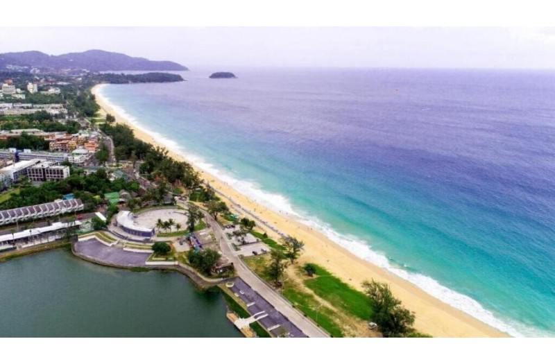 Готель Novotel Phuket Karon Resort & Spa, 4★