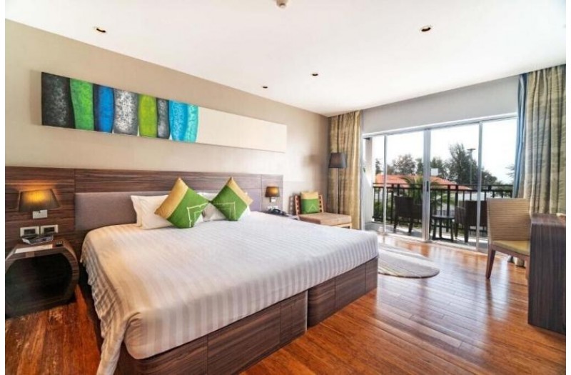 Готель Novotel Phuket Karon Resort & Spa, 4★