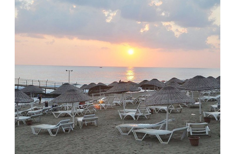 Готель Oasis Beach Club (ex. Oasis Beach Club), HV-1★