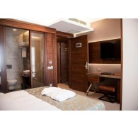 Готель Old Port Hotel, 3★