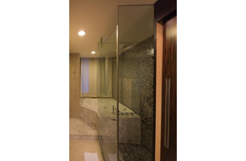 Готель Palace Hotel Saigon, 4★