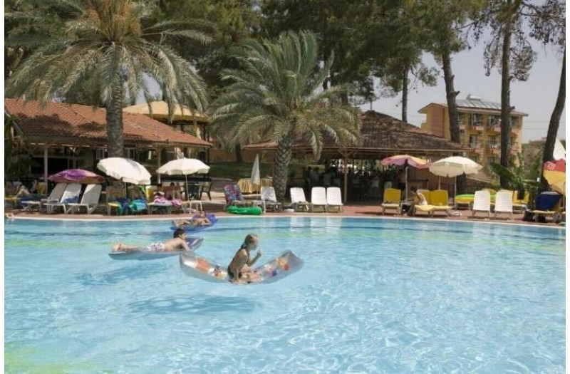 Готель Palm D&#39;or Hotel, 4★
