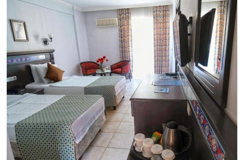 Готель Parador Sky Hotel (ex. Big Blue Sky Alanya), 4★ Готель Parador Sky Hotel (ex. Big Blue Sky Alanya), 4★