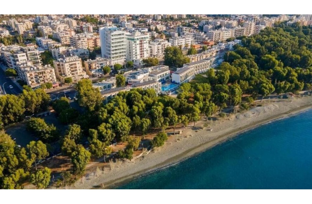 Готель Park Beach Hotel, 3★