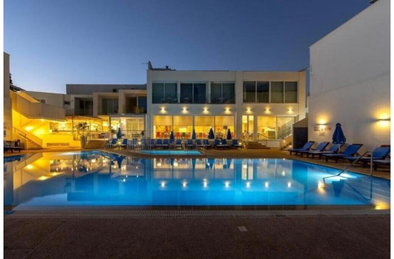 Готель Park Beach Hotel, 3★