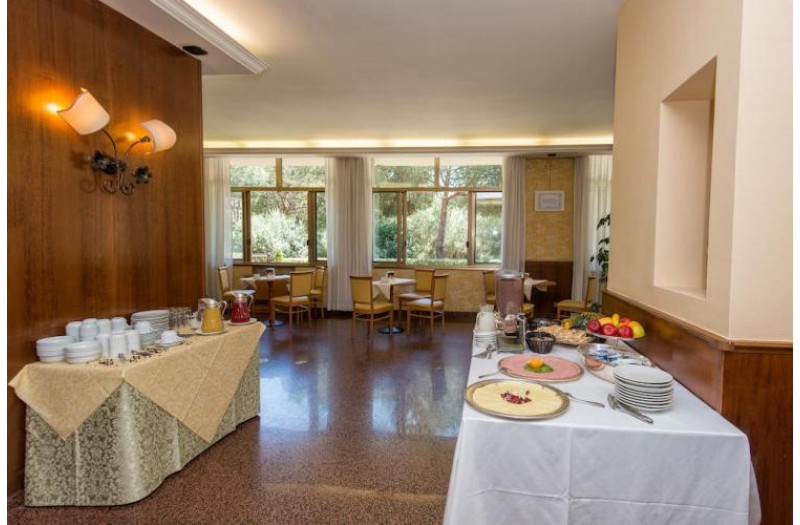 Готель Park Hotel Blanc Et Noir, 3★
