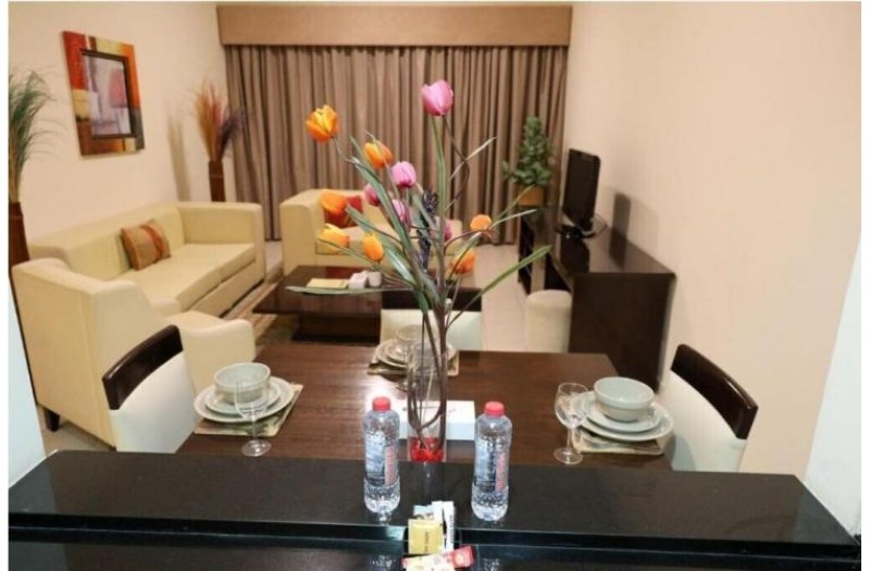 Готель Parkside Suites - Discovery Gardens, 1★ Готель Parkside Suites - Discovery Gardens, 1★