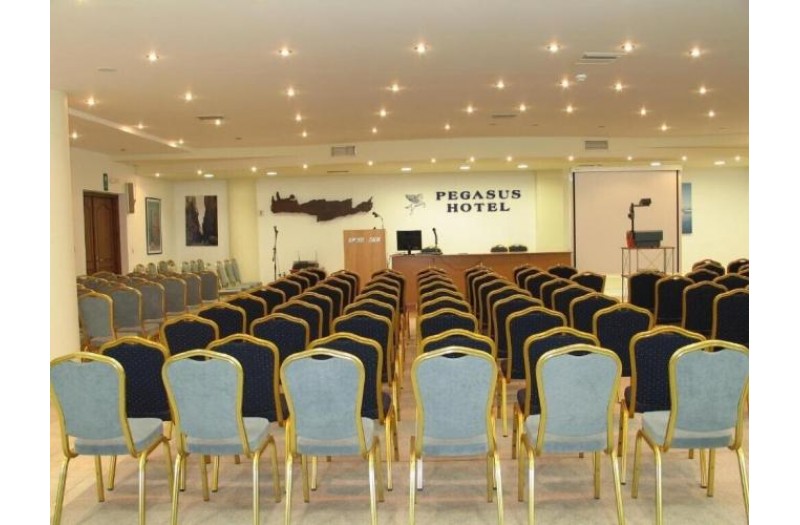 Готель Pegasus Hotel, 3★