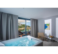 Готель Peninsula Resort & Spa, 4★