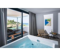 Готель Peninsula Resort & Spa, 4★