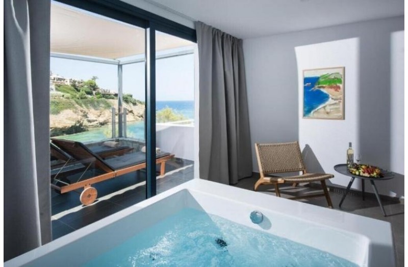 Готель Peninsula Resort & Spa, 4★
