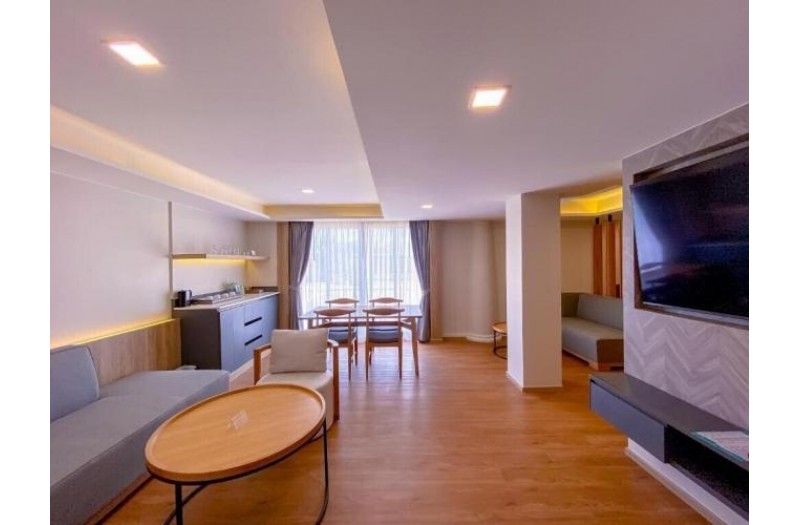 Готель Phuket Graceland Resort & Spa Sunset Wing 4 *, 4★