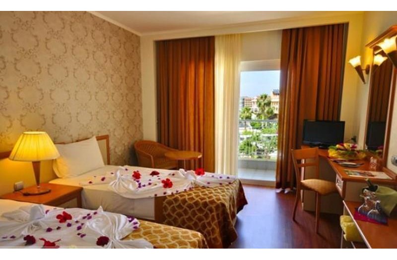 Готель Pine House, 4★