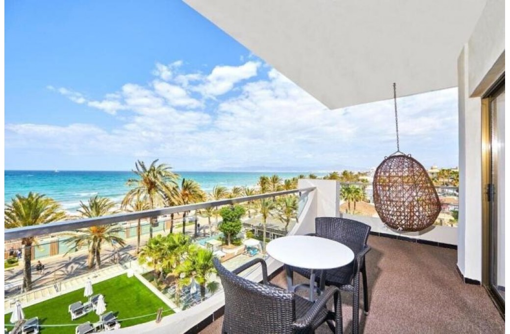 Готель Playa Golf, 3★