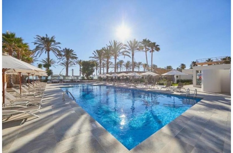Готель Playa Golf, 3★