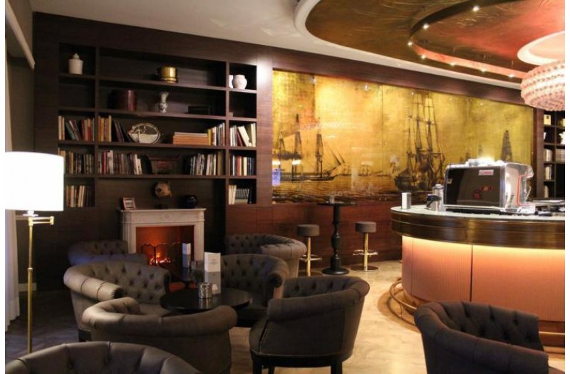 Готель Plazza Hotel Lucchesi, 4★ Готель Plazza Hotel Lucchesi, 4★
