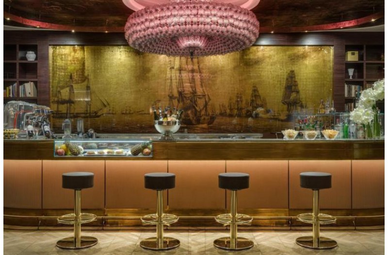 Готель Plazza Hotel Lucchesi, 4★ Готель Plazza Hotel Lucchesi, 4★