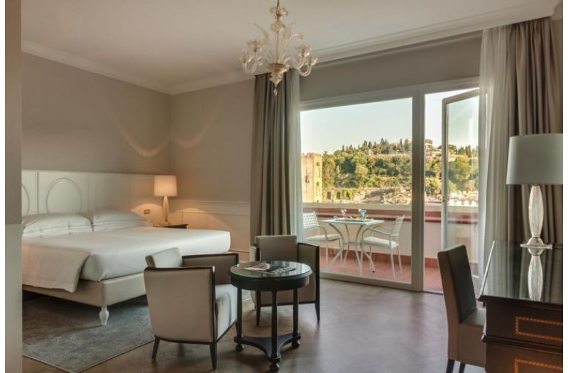 Готель Plazza Hotel Lucchesi, 4★ Готель Plazza Hotel Lucchesi, 4★