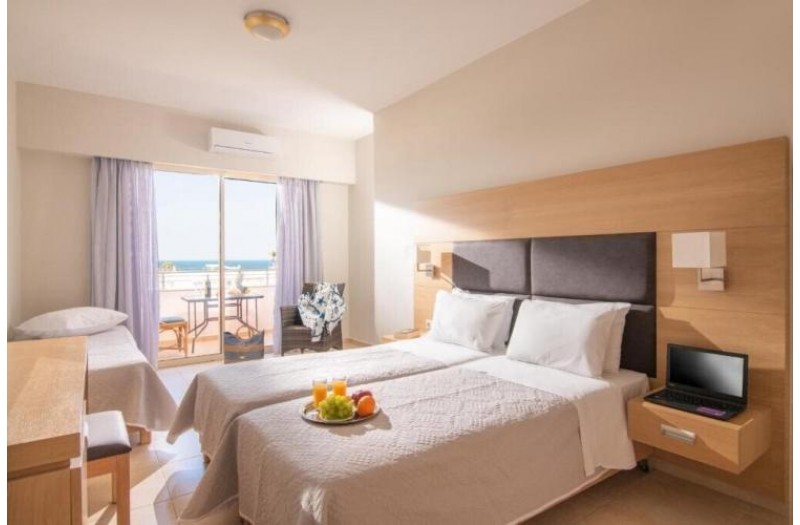 Готель Pleasure Beach Hotel (ex. Artemis Bay Aparthotel), 4★ Готель Pleasure Beach Hotel (ex. Artemis Bay Aparthotel), 4★