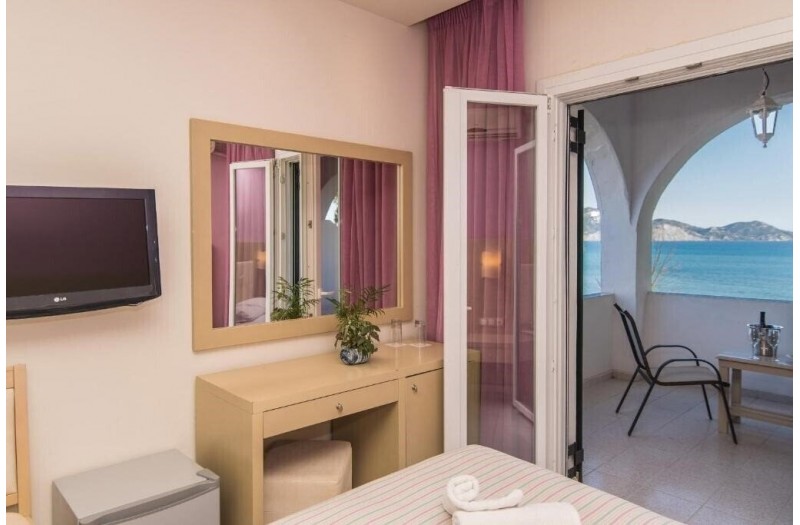 Готель Porto Koukla Beach, 3★