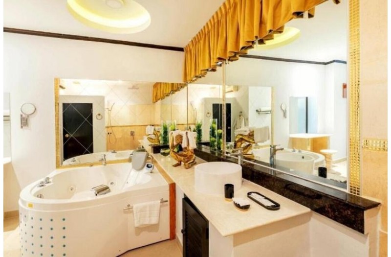 Готель Poseidon Boutique Hotel By Zuzu, 3★ Готель Poseidon Boutique Hotel By Zuzu, 3★